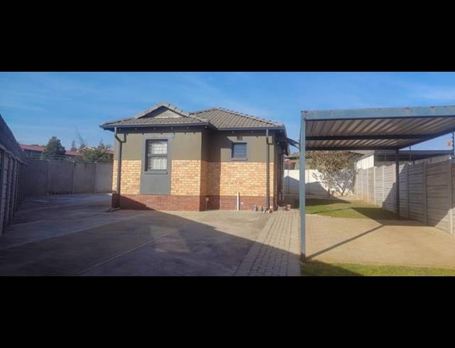2 BEDROOM HOUSE FOR SALE IN MINDALORE